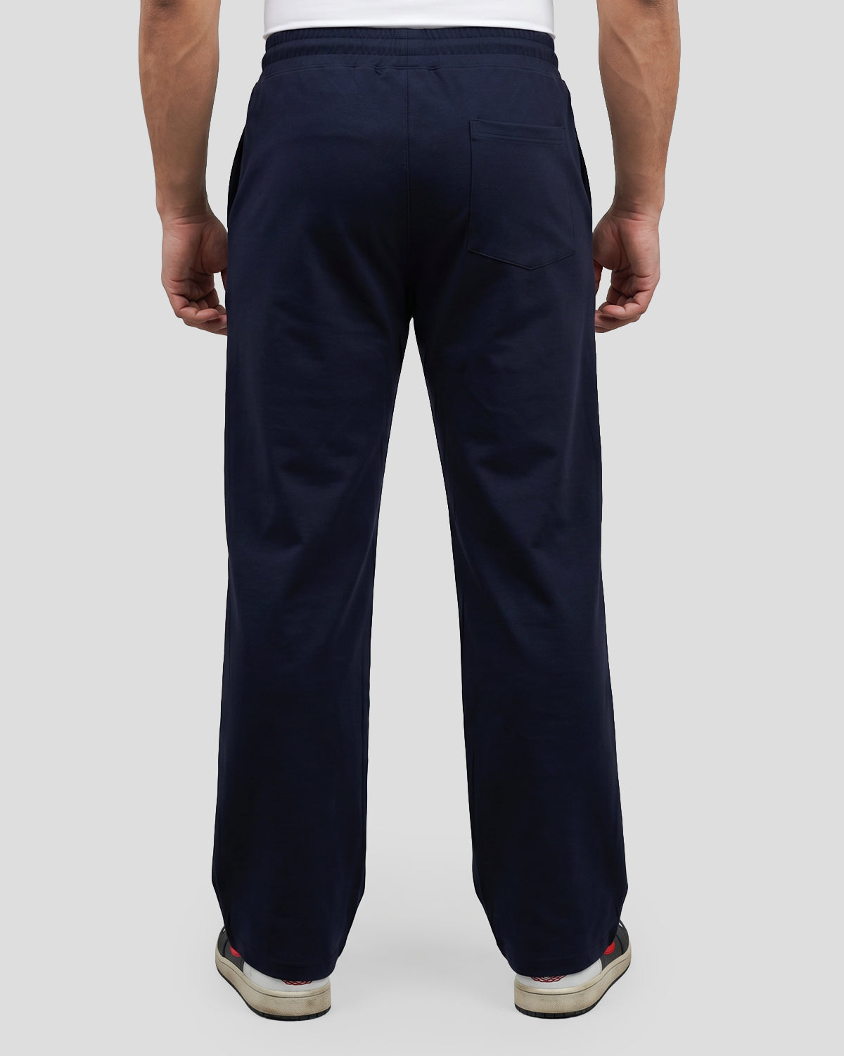Classic Straight Pant